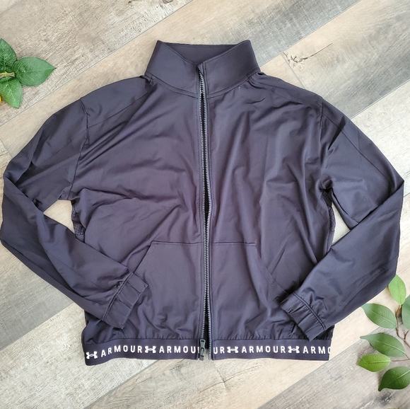 Under Armour Jackets & Blazers - Under Armour Black Jacket M